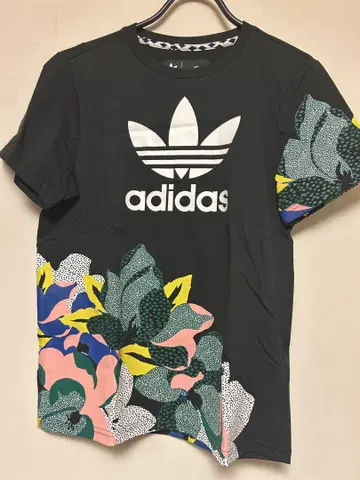 adidas GCB833 블랙/멀티 컬러 반팔 티셔츠