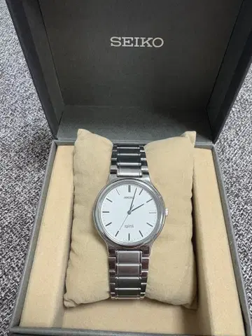 미사용 새상품 SEIKO 세이코 스피릿 SCDP003 실버