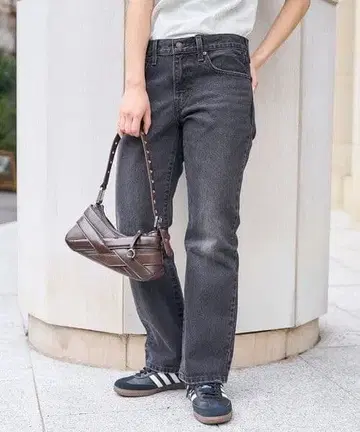 리바이스 미디 앵클부츠컷 데님 25