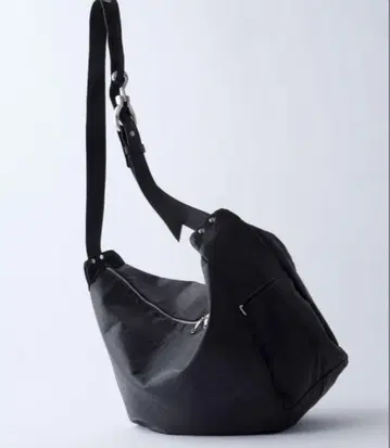 VELNUS 벨트 디자인 루즈 빅 인조 가죽 숄더백 블랙