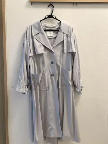 [ 새상품 미사용 ] JILLSTUART 트렌치코트