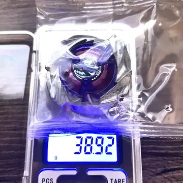 베이블레이드x 고중량 38.92g 샤크 스케일 4-50UF 미사용 새상품