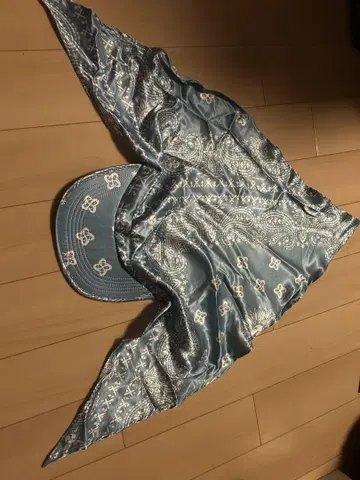 PARANOID / SATIN BANDANNA CAP
