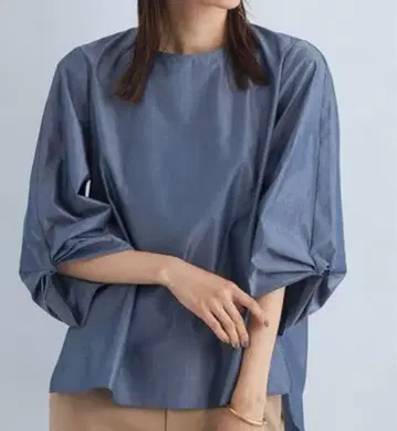 디자인 턱 7부 소매 블라우스