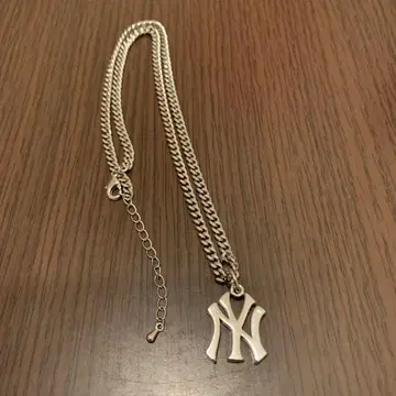 MLB 뉴욕 양키스 목걸이 NY 로고 실버