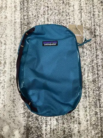 patagonia 블랙홀 큐브 미디엄