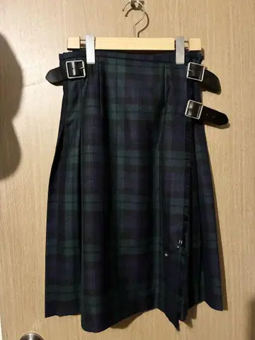 O'NEIL of DUBLIN 타탄 체크 패턴 플리츠 스커트