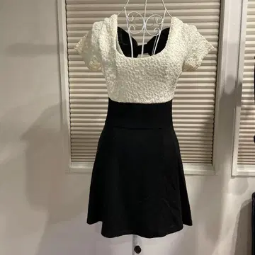 MA*RS 마즈 레이스 백리본 미니 원피스 아이보리/블랙 프리