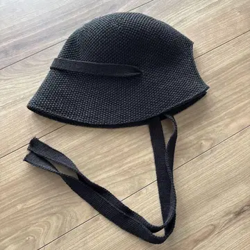 블랙 버킷 햇