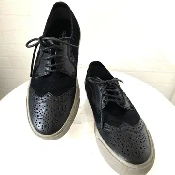 미사용 키다리 아저씨 캐주얼 슈즈 블랙 23cm