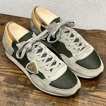 [ 고품질 ] PHILIPPE MODEL WX75 EU38 카키 스니커즈