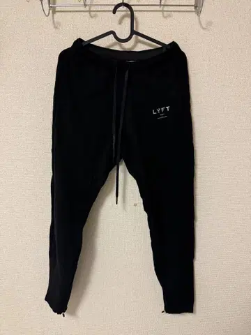 LYFT 블랙 조거 팬츠