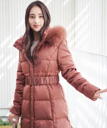 쿠 드 샹스 다운 코트