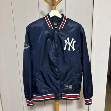 Majestic Athletic NY 로고 나일론 자켓 M