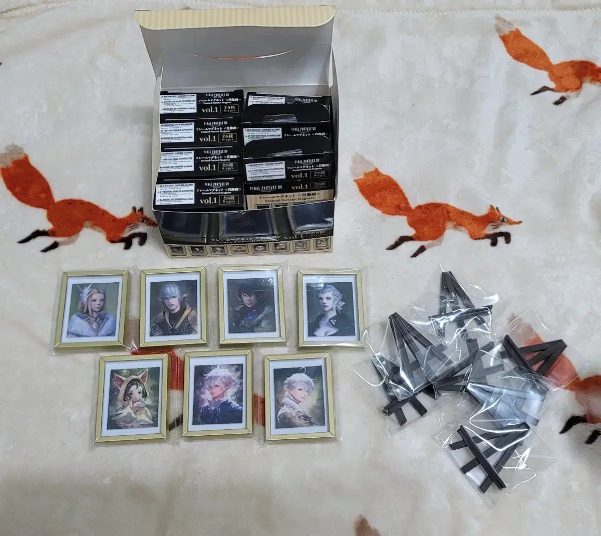 Farfan 14 Setbook Korean Edition Set and 24 Fanfare Welcome Goods Graha  Fans #파판14,#파이널판타지14,#파판팬페,#그라하,#팬페웰컴굿즈 on Bunjang Global Site.