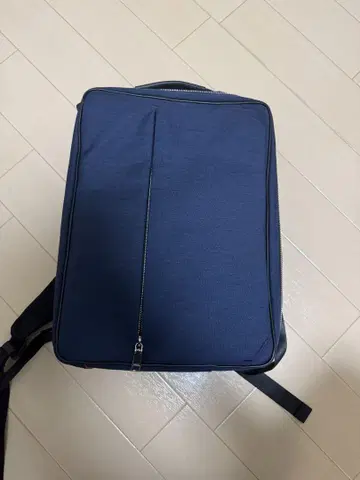 ISIT 네이비 비즈니스 백