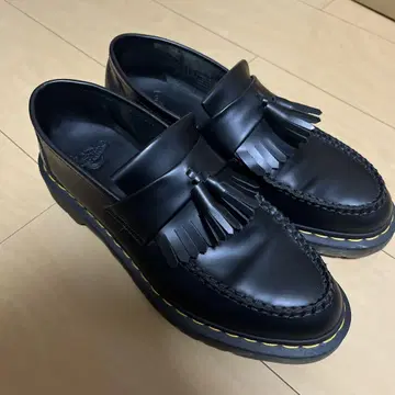 닥터마틴 태슬 로퍼 UK9