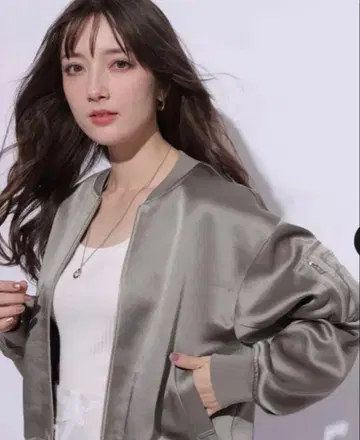 아푸와이저 리셰 새틴 MA-1 블루종