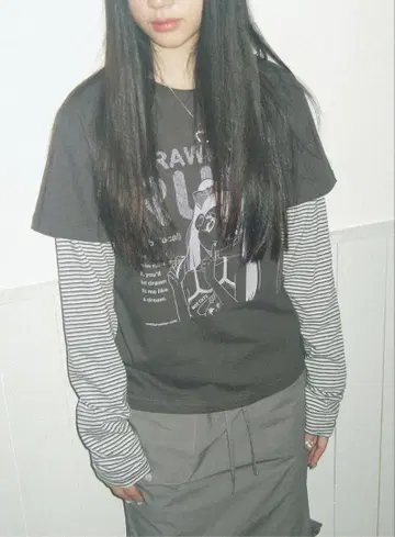 WONDERVISITOR RUMI 레이어드 티셔츠 롱티