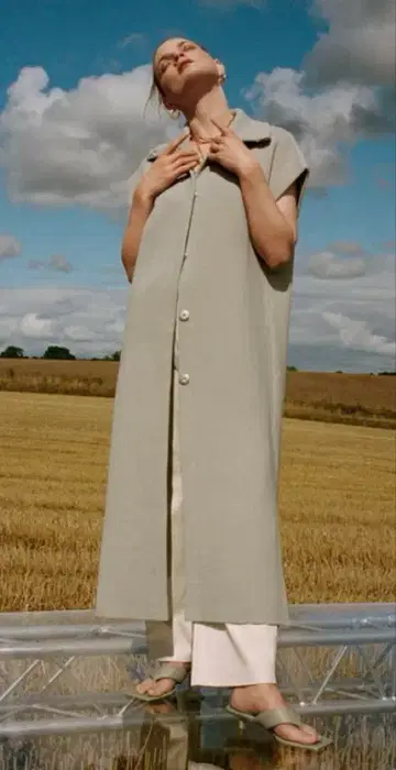 새상품 ZARA 롱 기장 하이넥 니트 베스트 XS-S