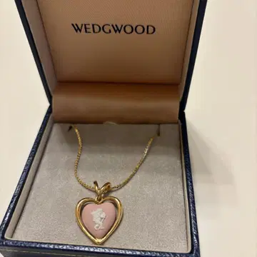 [ 미사용 새상품 ] WEDGWOOD 하트형 핑크 재스퍼 펜던트 목걸이