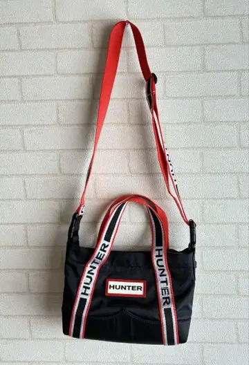 HUNTER 숄더백 블랙/빨간색