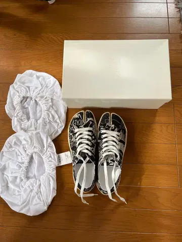 그래피티 프린트 스니커즈