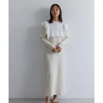 CASA FLINE 카사플라인 프릴 도킹 니트 드레스