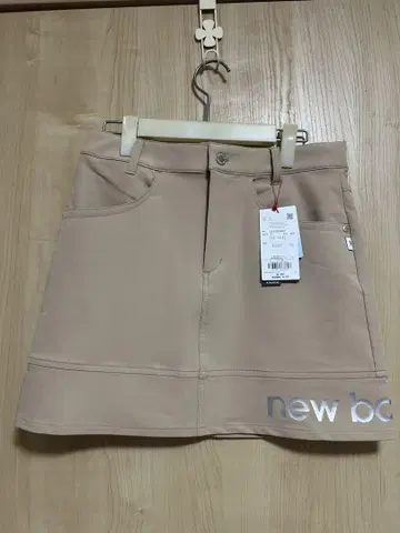 New Balance 베이지 스커트 사이즈 0