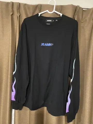 xlarge 프레임 롱T 티셔츠
