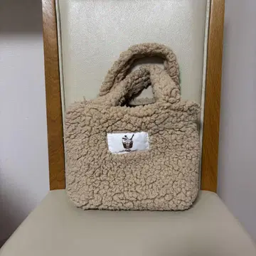 베이지 보아 핸드백 로고 패치 포함 31 배스킨라빈스
