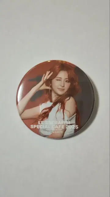 LE SSERAFIM SPECIAL CAFE 2025 캔뱃지 윤진