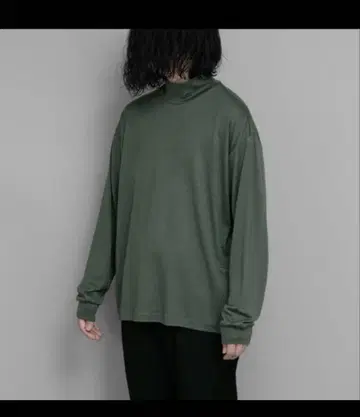 un/unbient 울 하이넥 티셔츠 사이즈 2