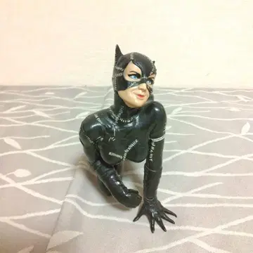 배트맨 리턴즈 1/6 캣우먼 피규어 소프트 비닐