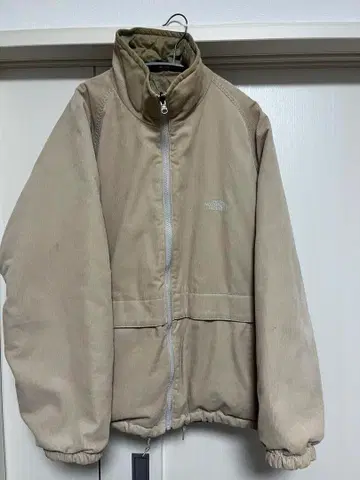 THE NORTH FACE 베이지 리버서블 다운 자켓