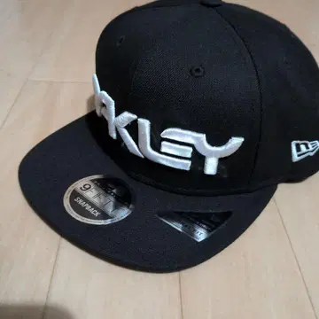 OAKLEY 9FIFTY 스냅백 캡 블랙