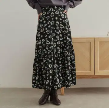 오파크 클립/플라워 프린트 플레어 스커트