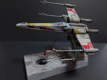 스타 워즈 X 윙 1/72