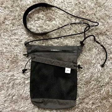 새상품 CAYL Seorak 3 B-Grid Mesh 케일 사코슈