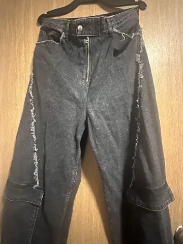 Jieda 블랙 데님 팬츠 데미지 가공