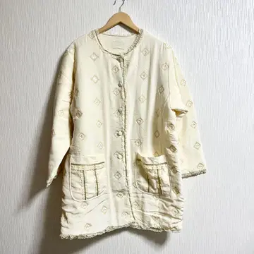 새상품급 알바로사 수입로사 퀼팅 실크 100% 아우터