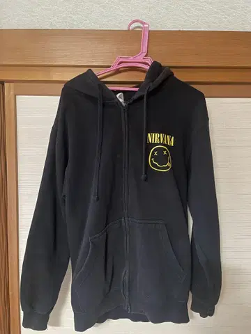 NIRVANA 집업 후드티 블랙