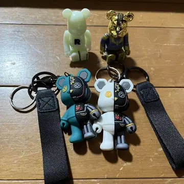 베어브릭 키링 4체 세트