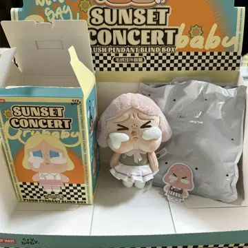 POPMART crybaby SUNSET CONCERT
