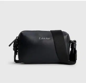 Calvin Klein 블랙 미니 숄더백