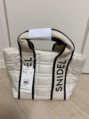 SNIDEL*퀼팅 숄더백 택 포함 미사용 새상품