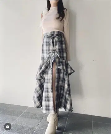 NOMAE 러플 슬릿 스커트 체크