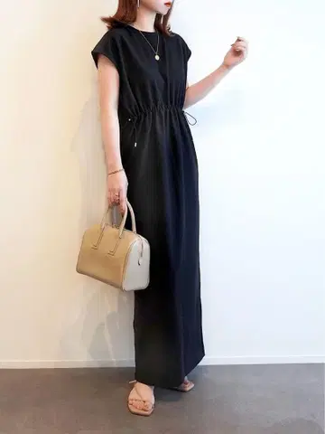 CAPRICIEUX LE'MAGE 드로스트 민소매 원피스