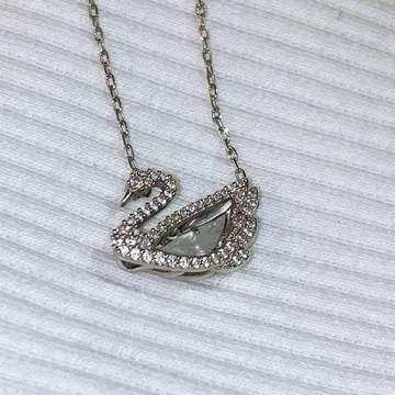 SWAN 지르코니아 목걸이