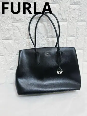 FURLA 블랙 토트백